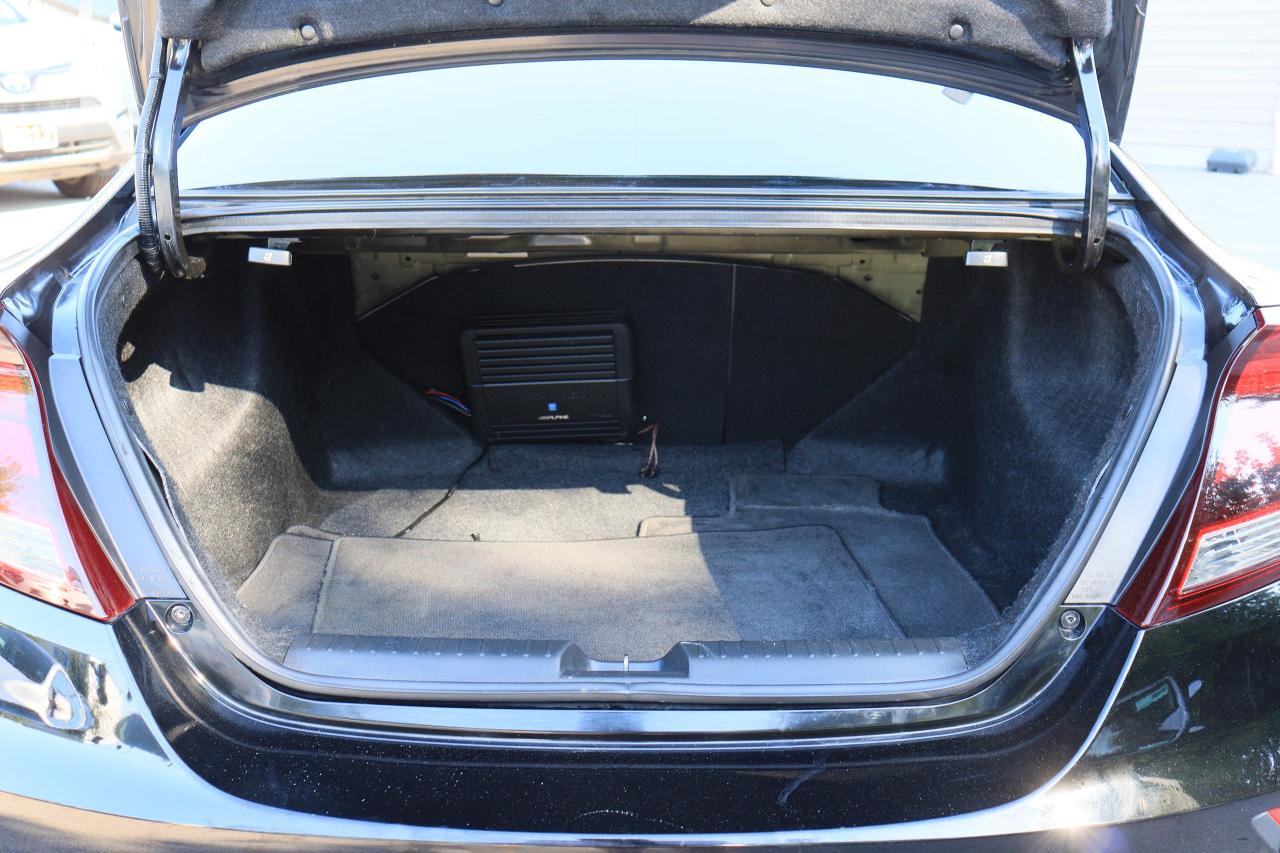 2015 Honda Civic LX | 5 Speed | Cold AC | Reverse Cam | Alloys ++ Photo24