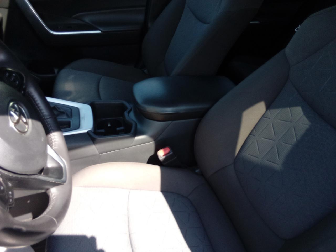 2022 Toyota RAV4 XLE AWD