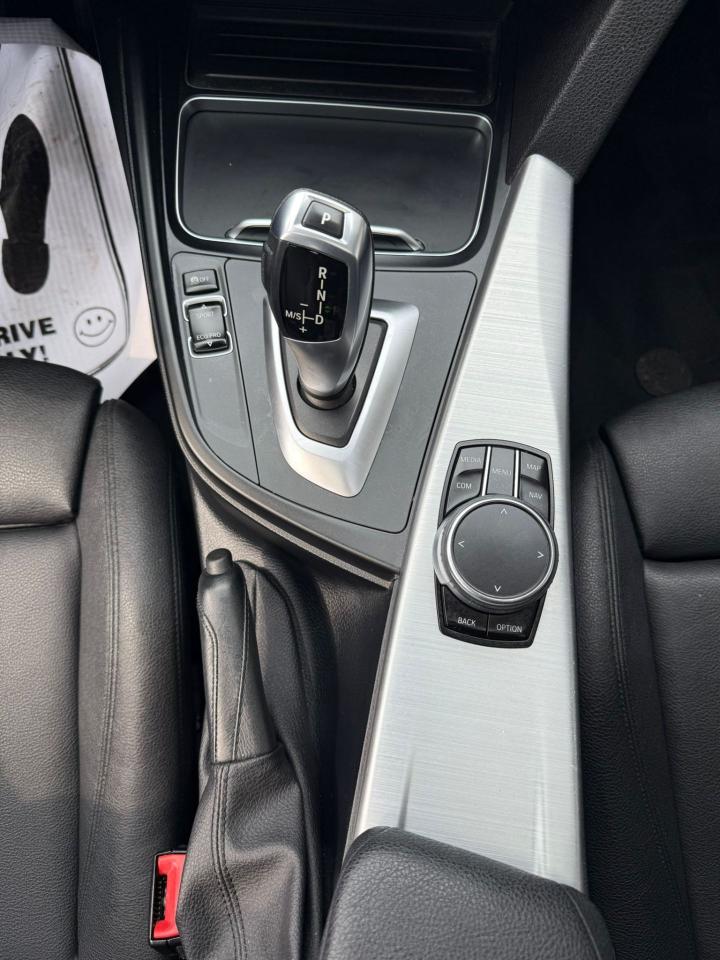 2018 BMW 3 Series 330i xDrive - Photo #14