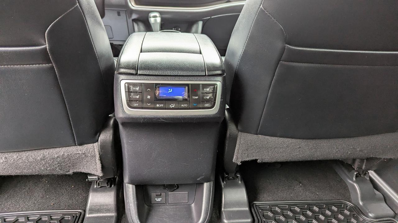 2016 Toyota Highlander LIMITED  - Photo #12