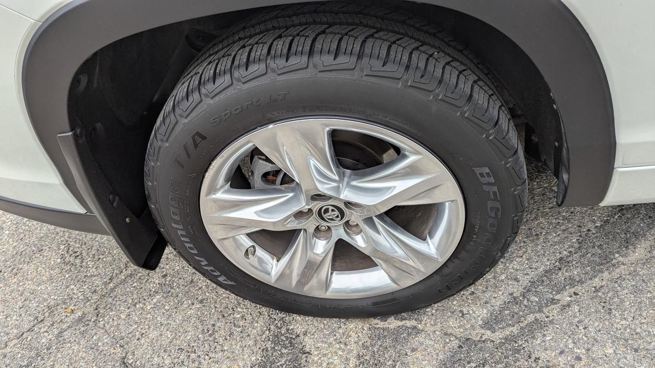 2016 Toyota Highlander LIMITED  - Photo #18
