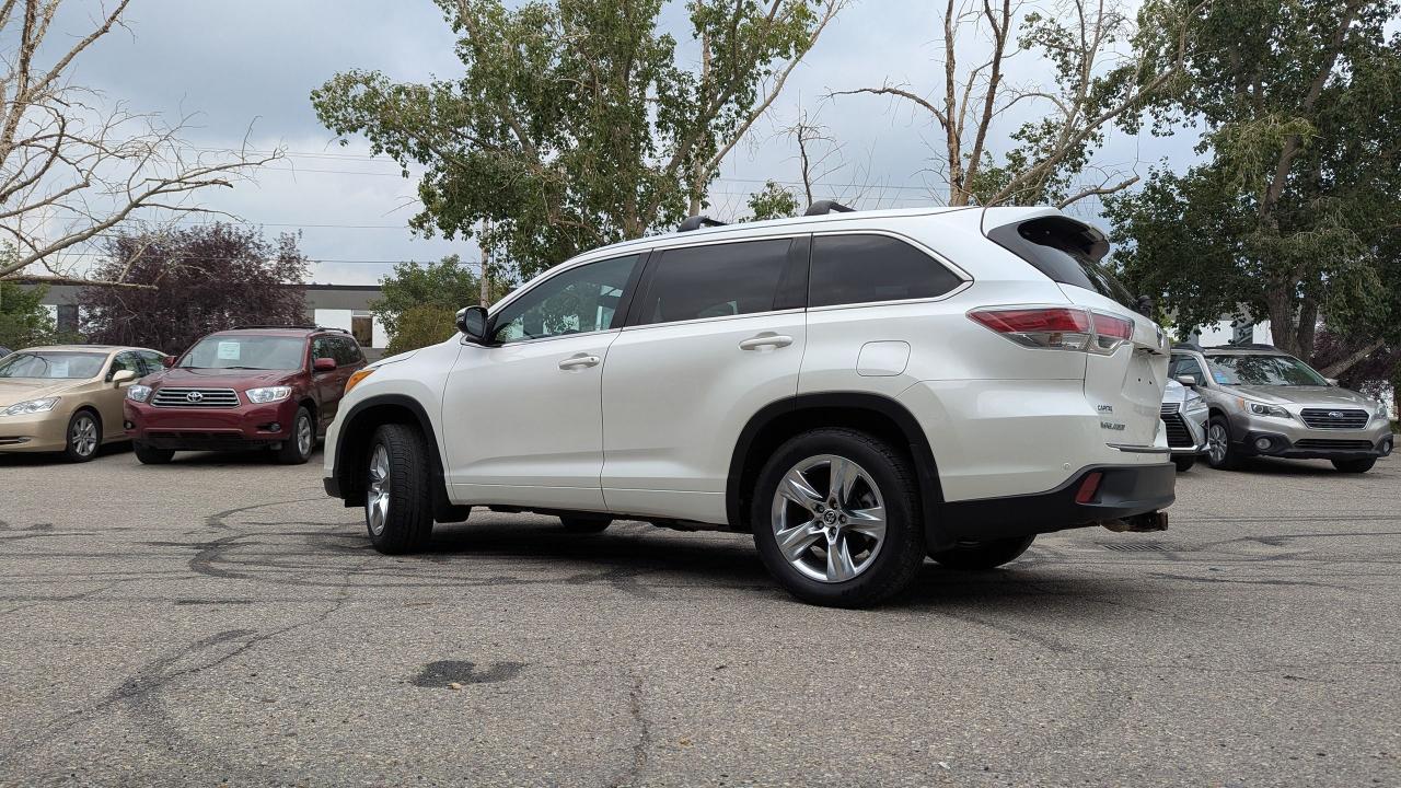 2016 Toyota Highlander LIMITED  - Photo #6