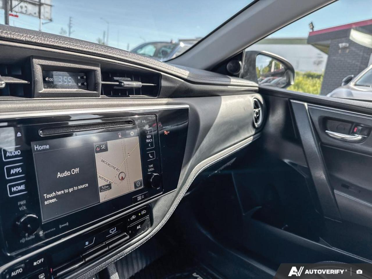 2019 Toyota Corolla XSE / NO ACCIDENTS / NAV / ROOF / LEATHER / AUTO - Photo #23
