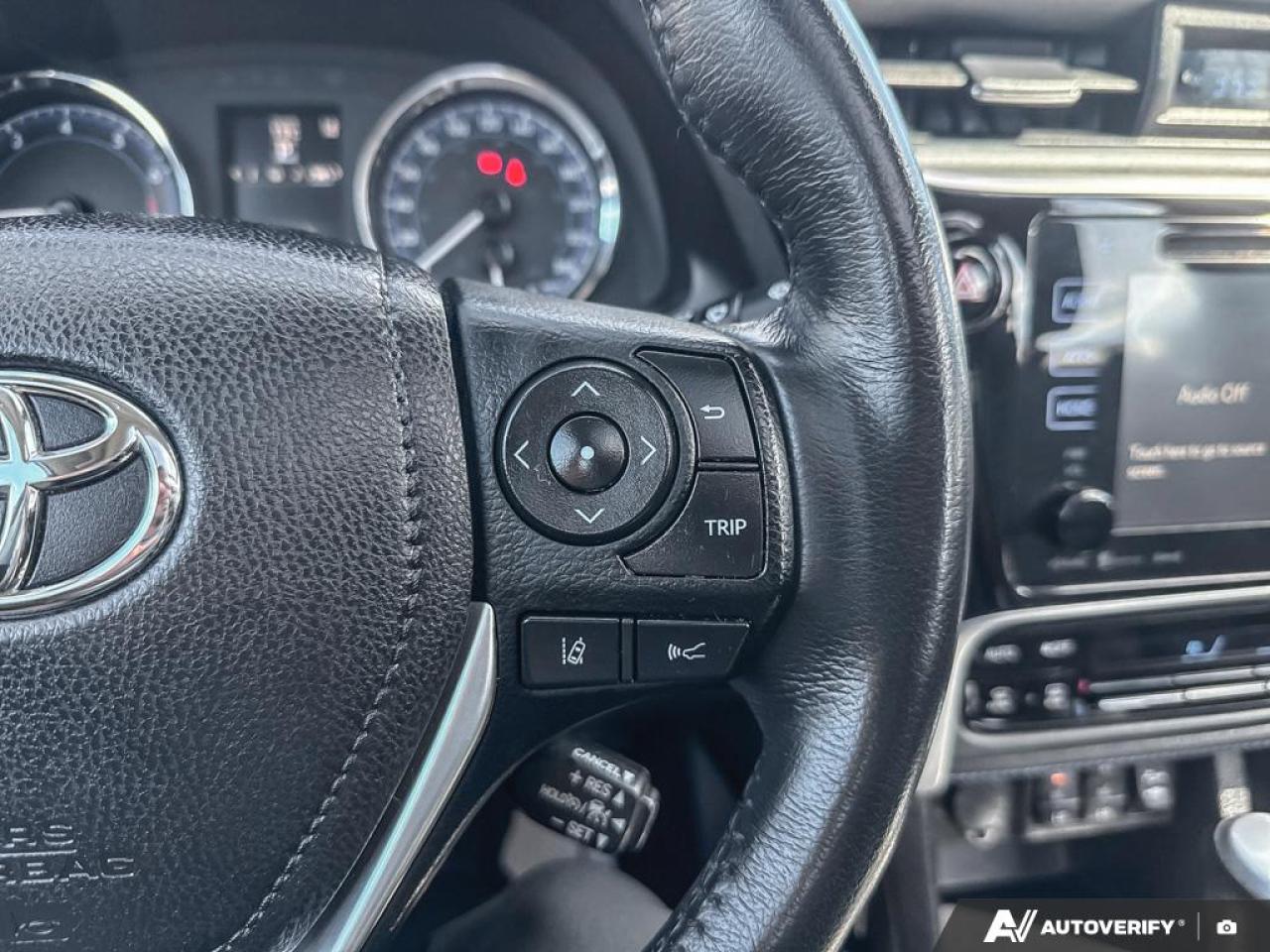 2019 Toyota Corolla XSE / NO ACCIDENTS / NAV / ROOF / LEATHER / AUTO - Photo #21