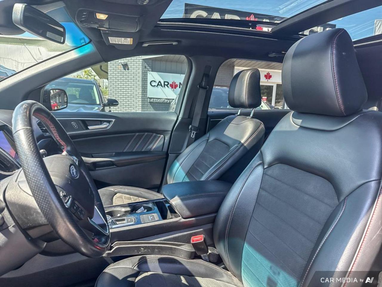 2020 Ford Edge ST LINE/ NO ACCIDENTS / NAV / ROOF / LEATHER / AWD - Photo #10