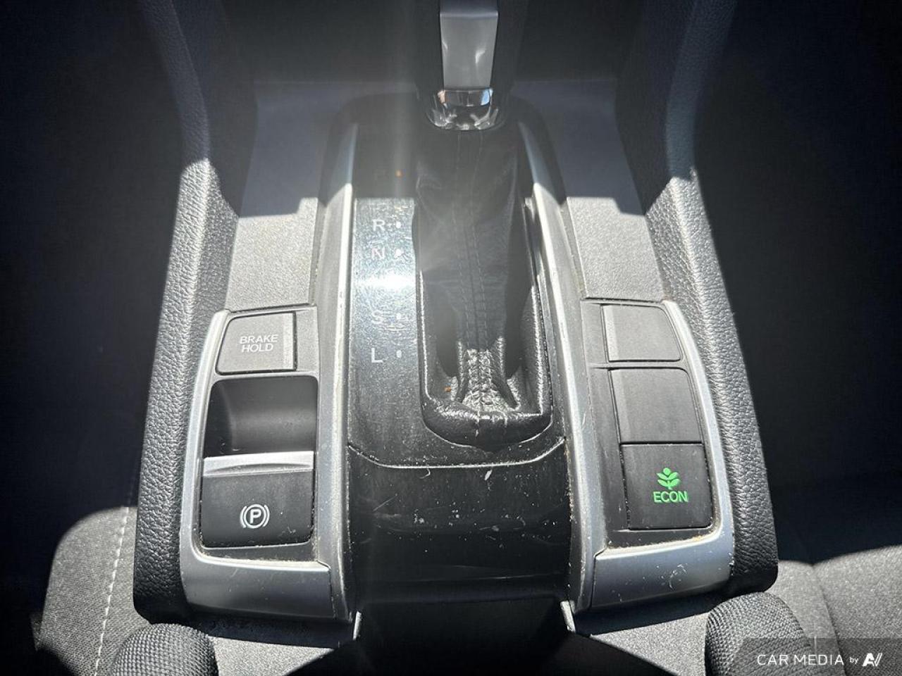 2018 Honda Civic EX / NO ACCIDENTS / ROOF / LANE ASSIST / HTD SEATS - Photo #21