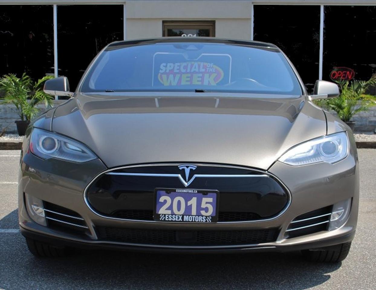 2015 Tesla Model S S 90D*AWD*Electric*Heated Leather*Moon Roof*BT - Photo #2
