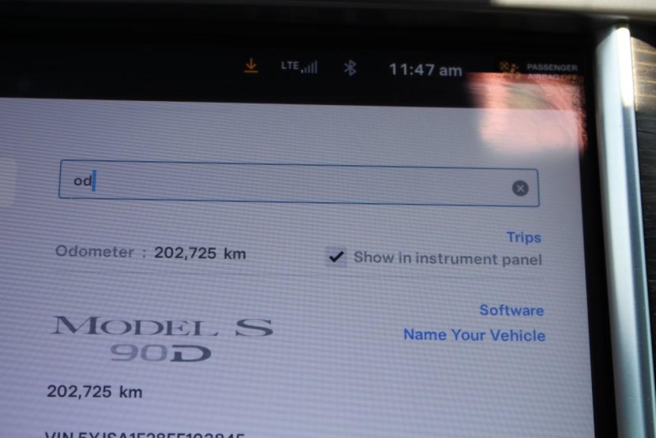 2015 Tesla Model S S 90D*AWD*Electric*Heated Leather*Moon Roof*BT - Photo #30