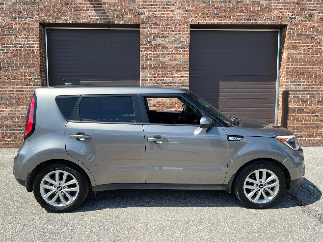 Used 2018 Kia Soul EX-YES,.....ONLY 38,182KMS!! SENIOR OWNER! for sale in Toronto, ON