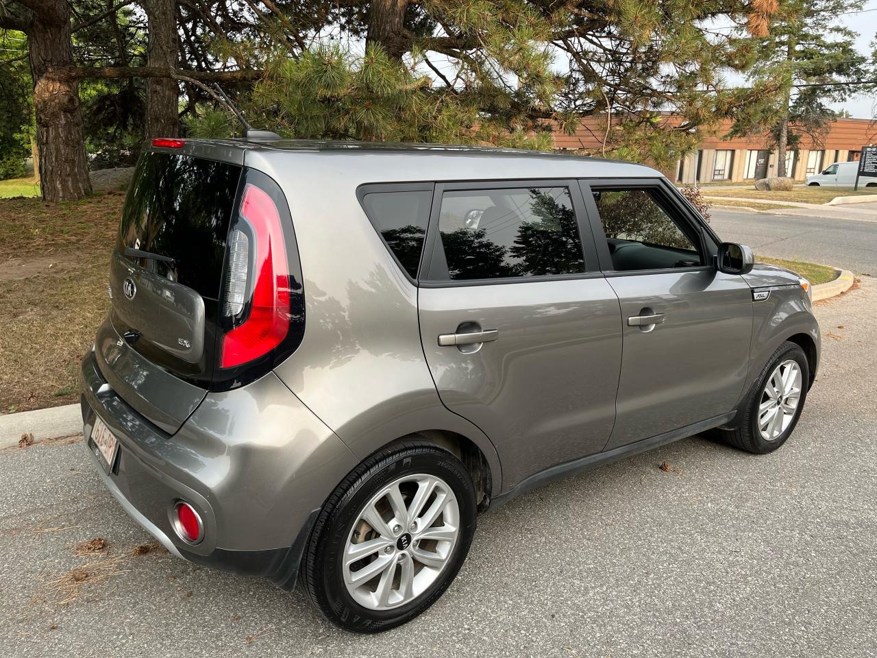 2018 Kia Soul EX-YES,.....ONLY 38,192KMS!! SENIOR OWNER! Photo2