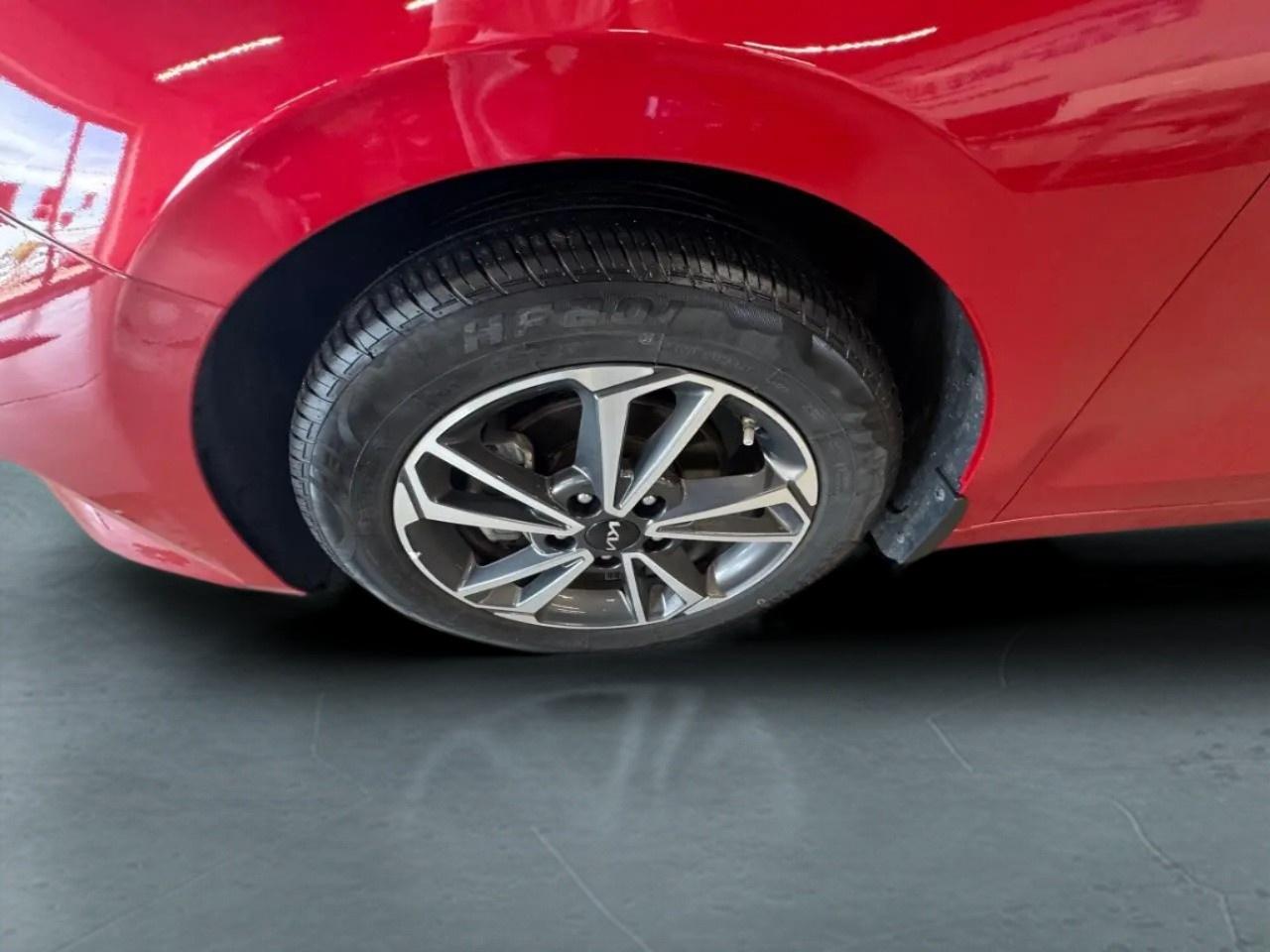 2022 Kia Forte LXS Photo