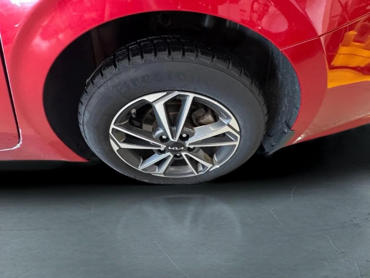 2022 Kia Forte LXS Photo