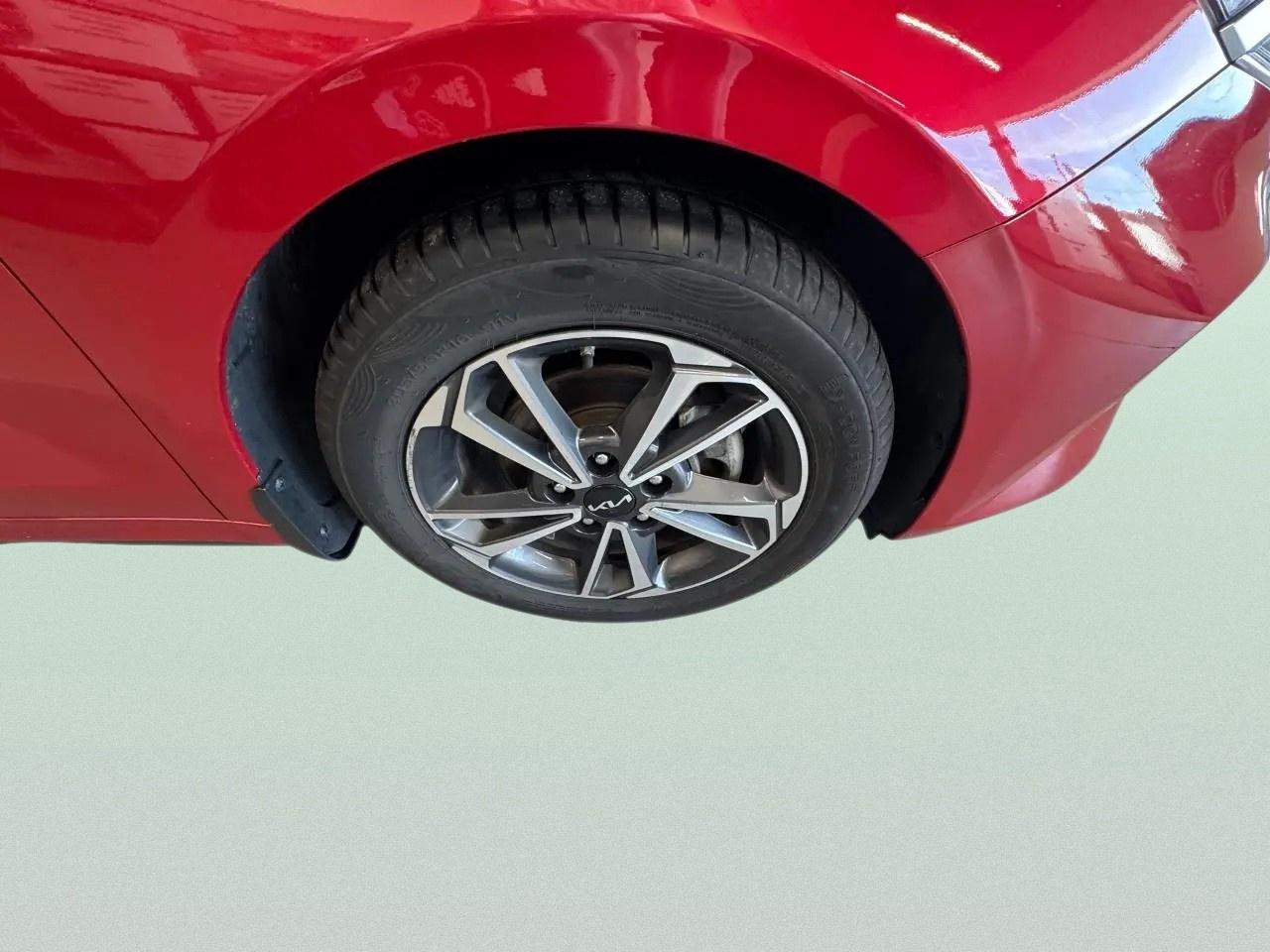 2022 Kia Forte LXS Photo