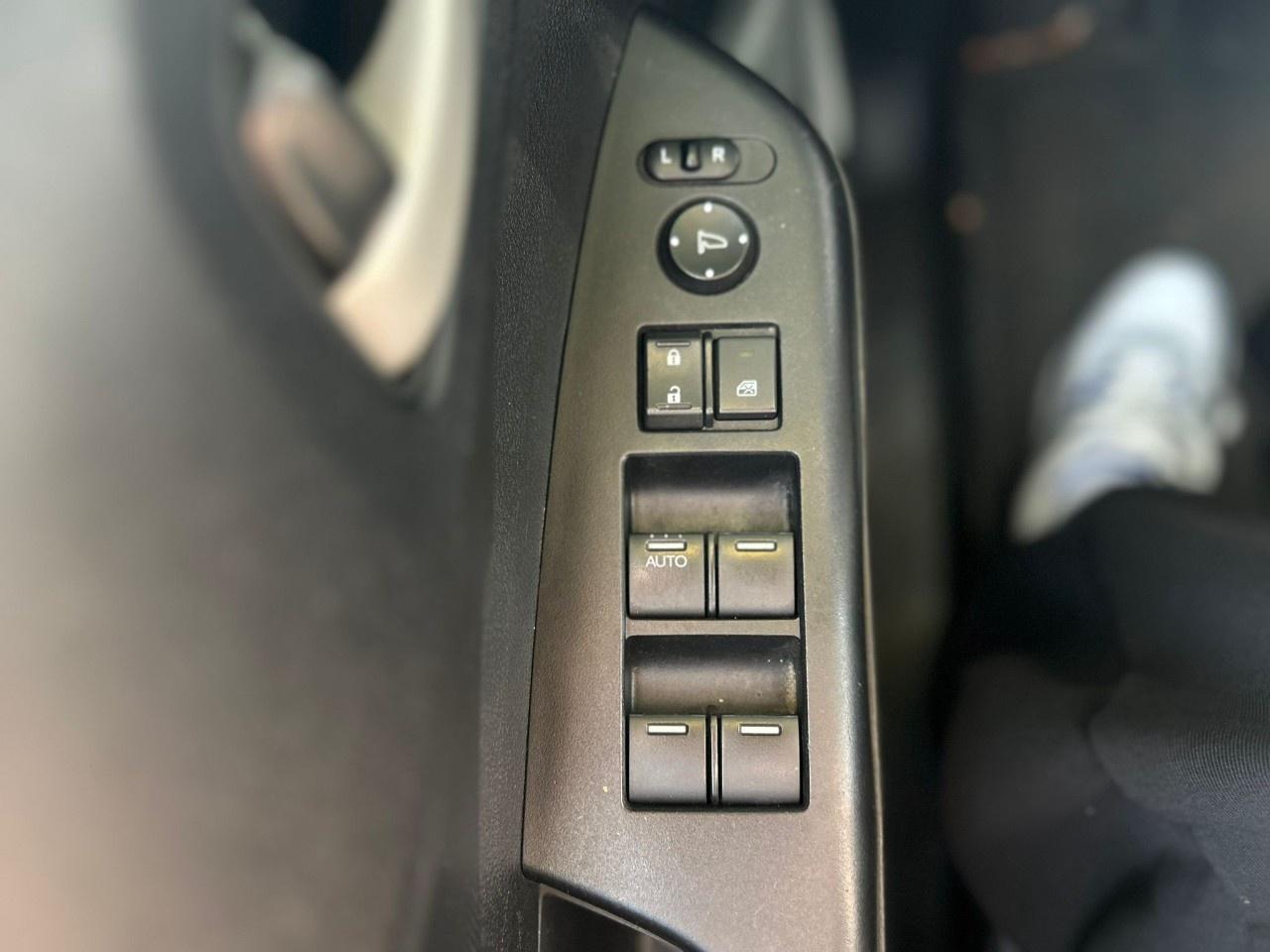 2014 Honda CR-V LX Photo