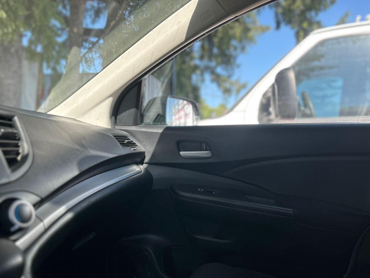 2014 Honda CR-V LX Photo