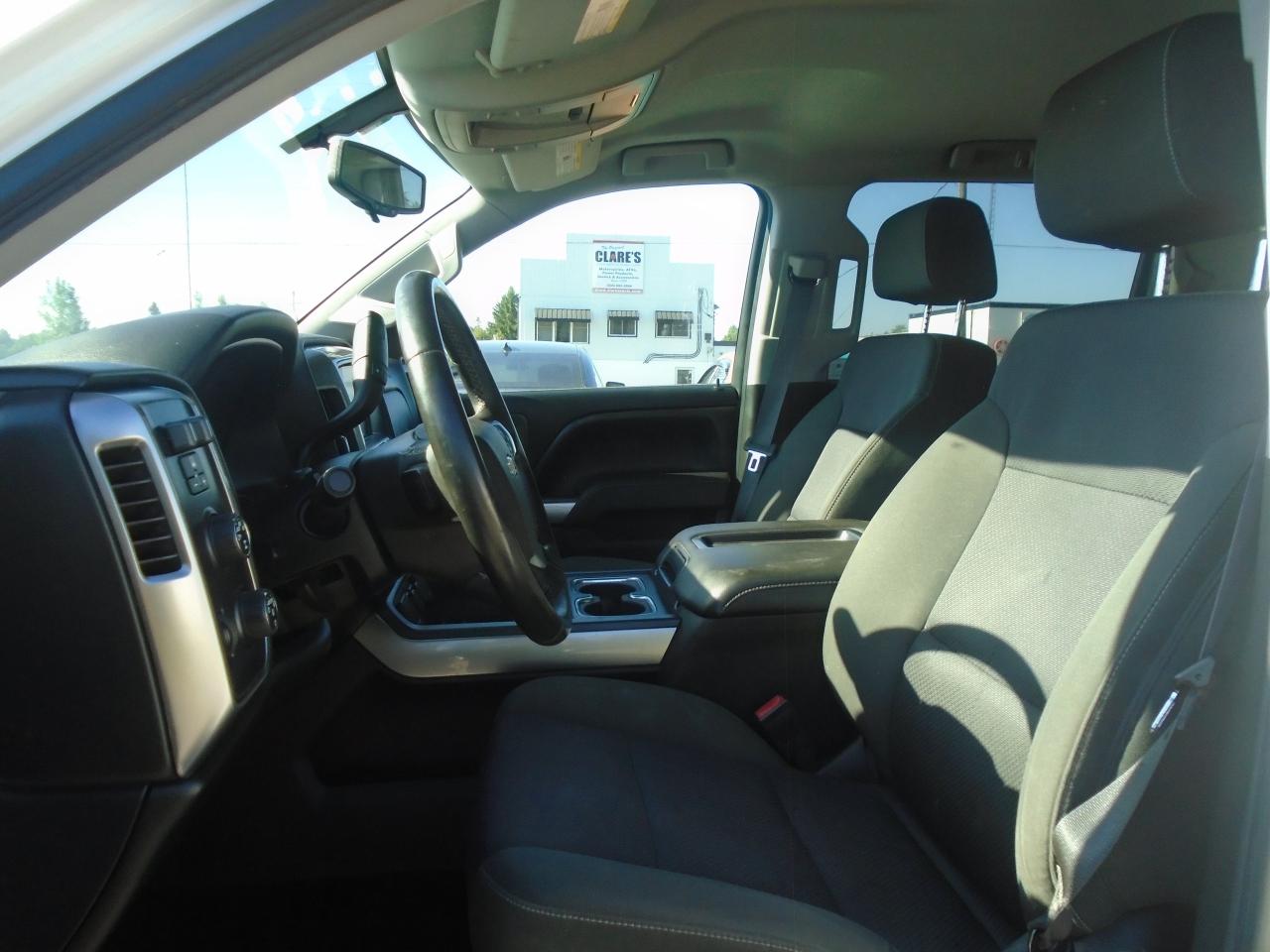 2015 Chevrolet Silverado 1500 4WD Crew Cab 153.0  LT w-2LT - Photo #11