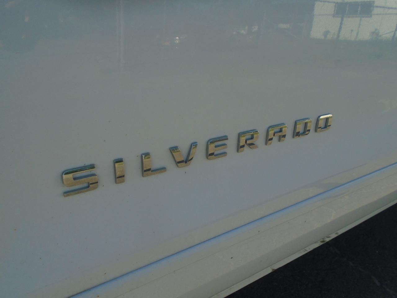 2015 Chevrolet Silverado 1500 4WD Crew Cab 153.0  LT w-2LT - Photo #37