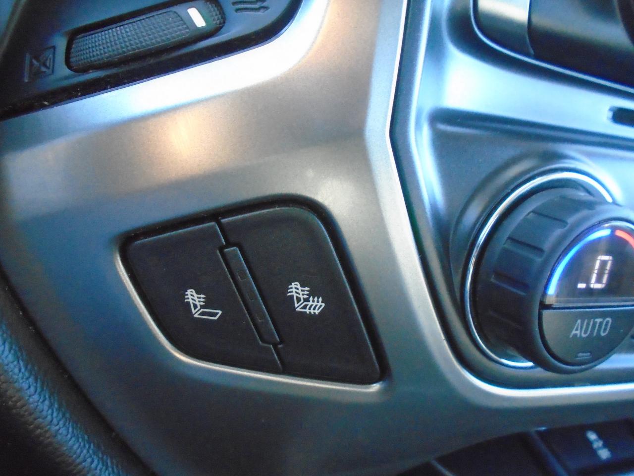2015 Chevrolet Silverado 1500 4WD Crew Cab 153.0  LT w-2LT - Photo #36