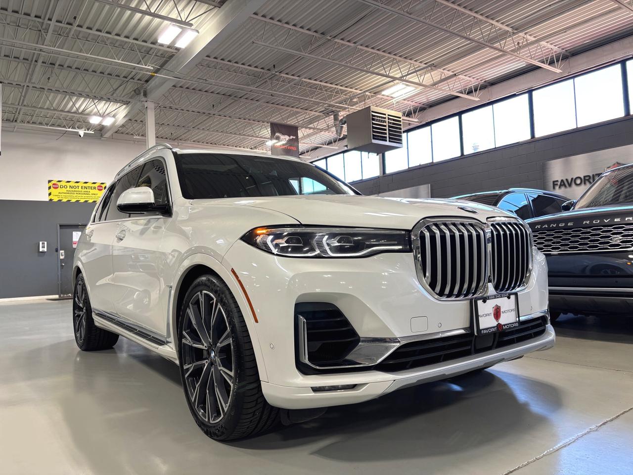 2019 BMW X7 xDrive40i|INDIVIDUAL|NAV|HEADSUP|3DCAM|7PASSENGER| - Photo #2