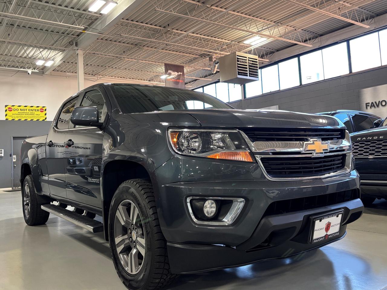 2017 Chevrolet Colorado LT 4WD|CREW|BACKCAM|TONNEAUCOVER|BEDLINER|STEPS|++ - Photo #2