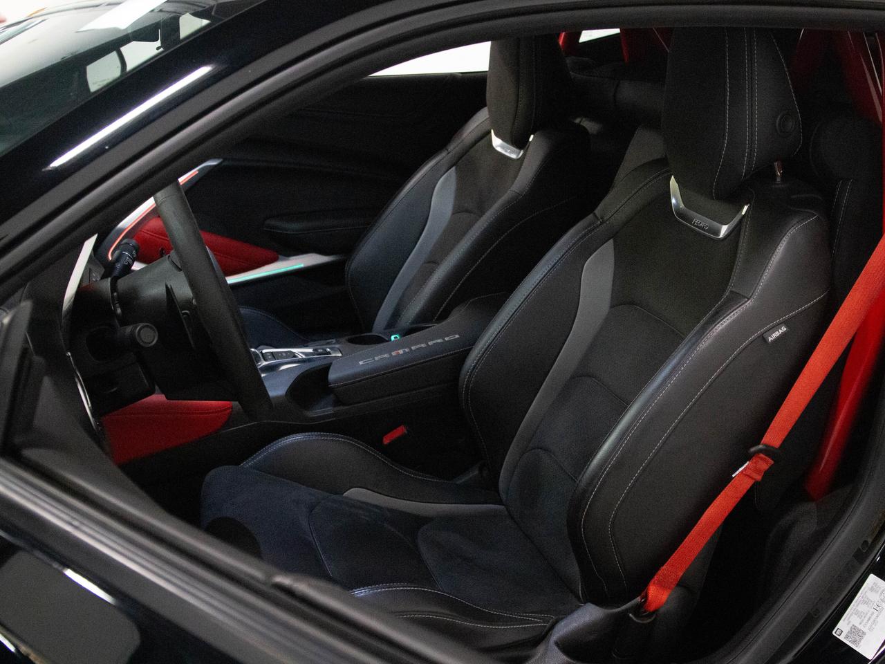 2022 Chevrolet Camaro 2SS | 1LE PKG| MANUAL| ROLL CAGE | RECARO |20"RIM Photo