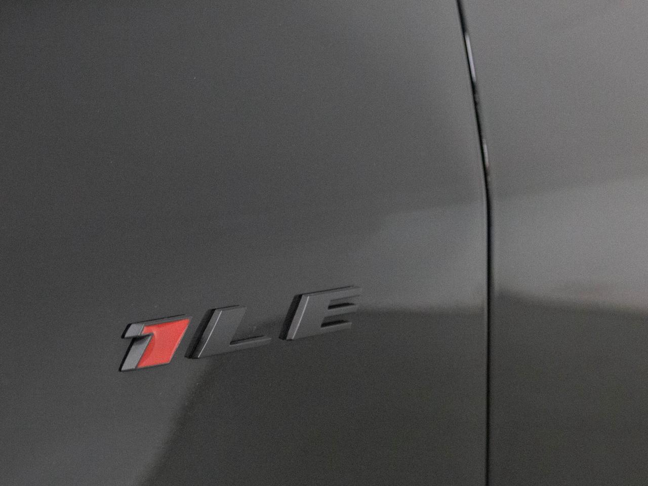 2022 Chevrolet Camaro 2SS | 1LE PKG| MANUAL| ROLL CAGE | RECARO |20"RIM Photo