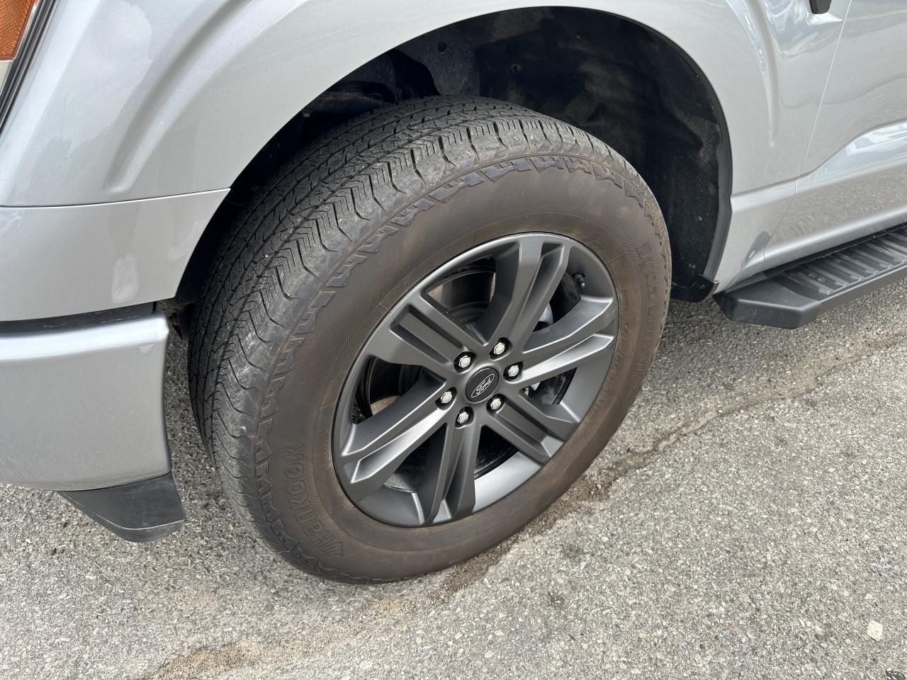 2023 Ford F-150 LARIAT | 502A | 3.5L V6 | MOONROOF | SPORT | Photo