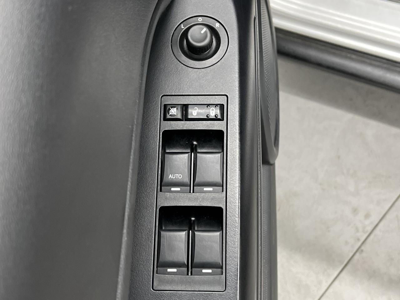 12779000