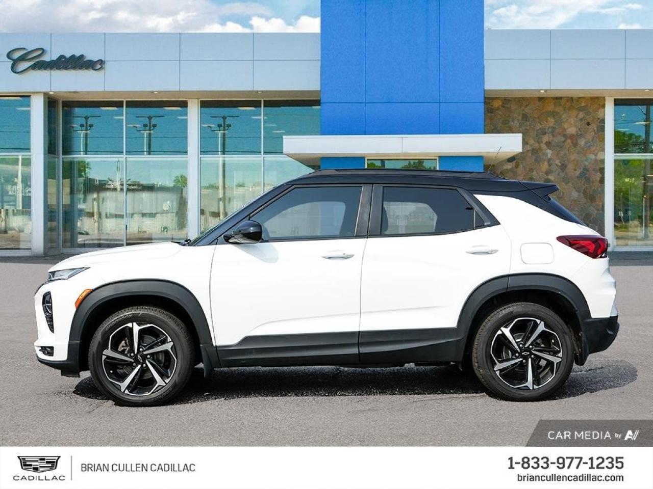 2022 Chevrolet TrailBlazer RS AWD 4dr RS Photo2