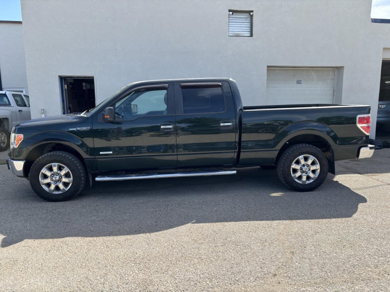 Used 2014 Ford F-150 XLT Super Crew for sale in Winnipeg, MB