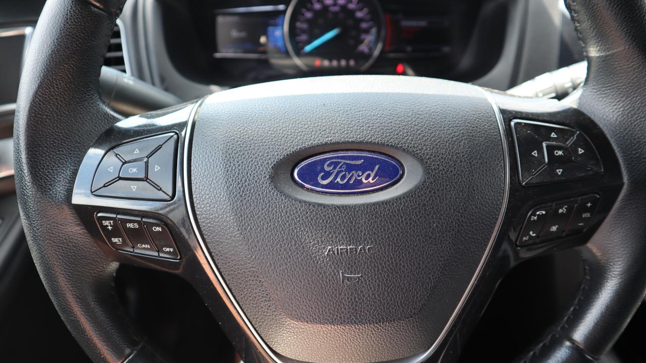 2019 Ford Explorer LIMITED Photo5