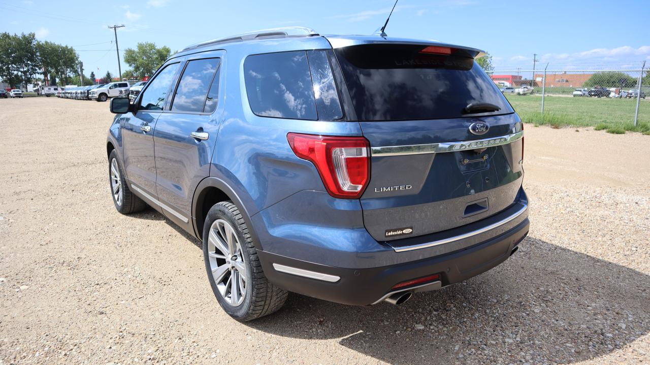 2019 Ford Explorer LIMITED Photo2