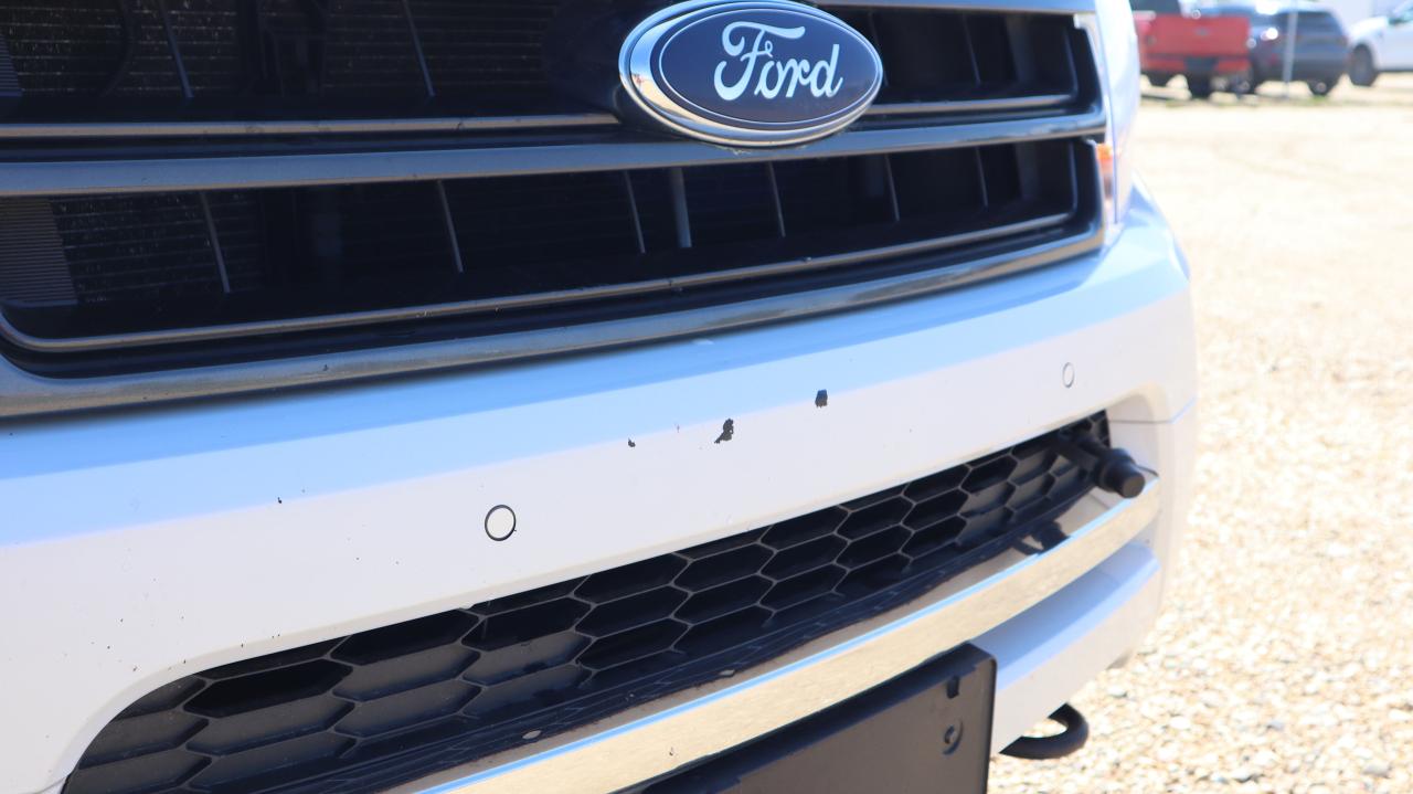 2017 Ford Expedition Limited  Photo3