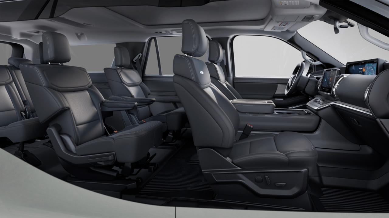 2025 Ford Expedition Platinum Max Photo5