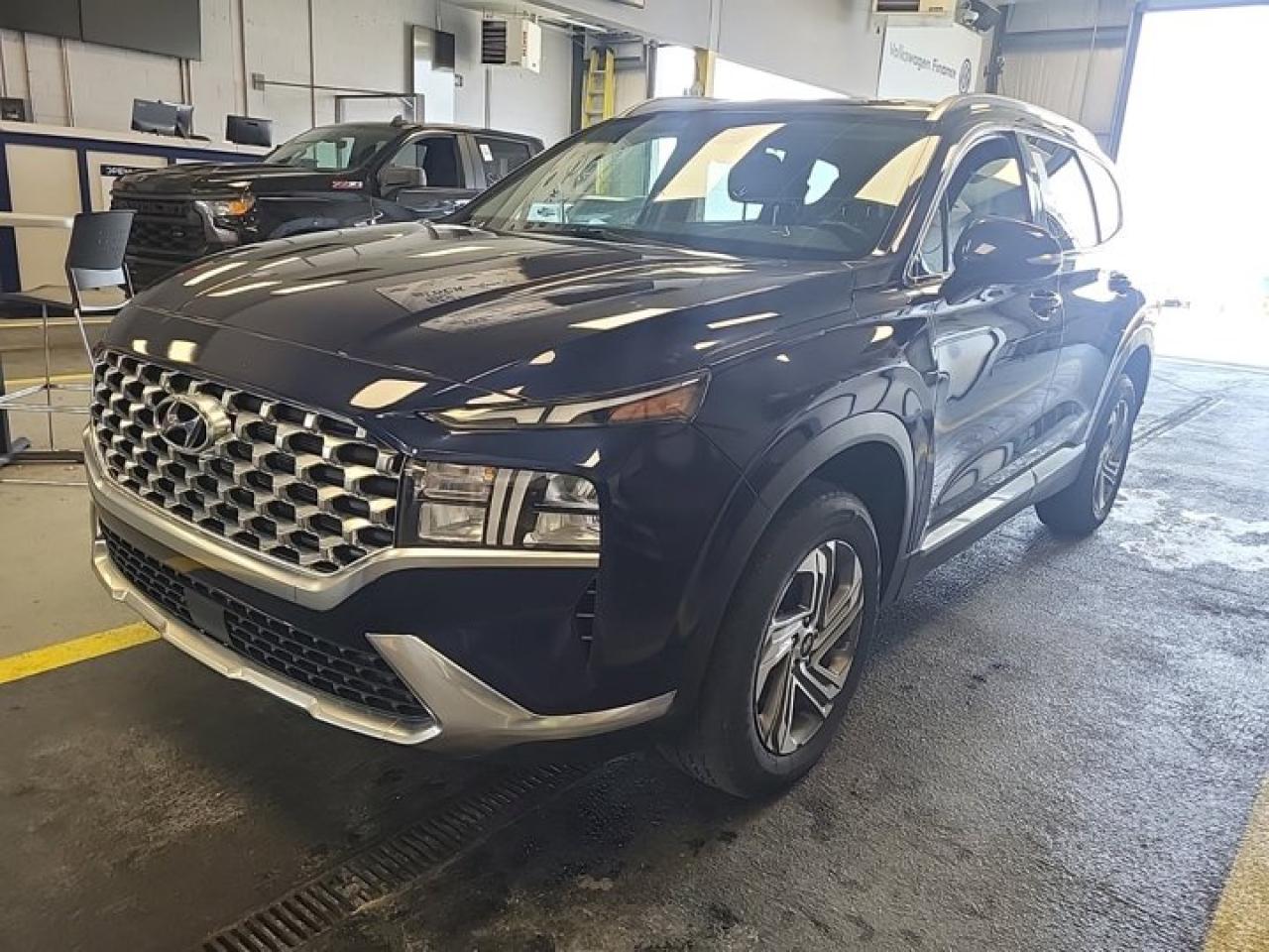 Used 2021 Hyundai Santa Fe Preferred AWD | Adaptive Cruise | Heated Steering + Seats | Power Seat | CarPlay + Android & More ! for sale in Guelph, ON