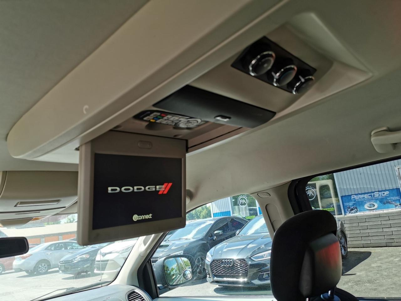 2013 Dodge Grand Caravan SE - Photo #17