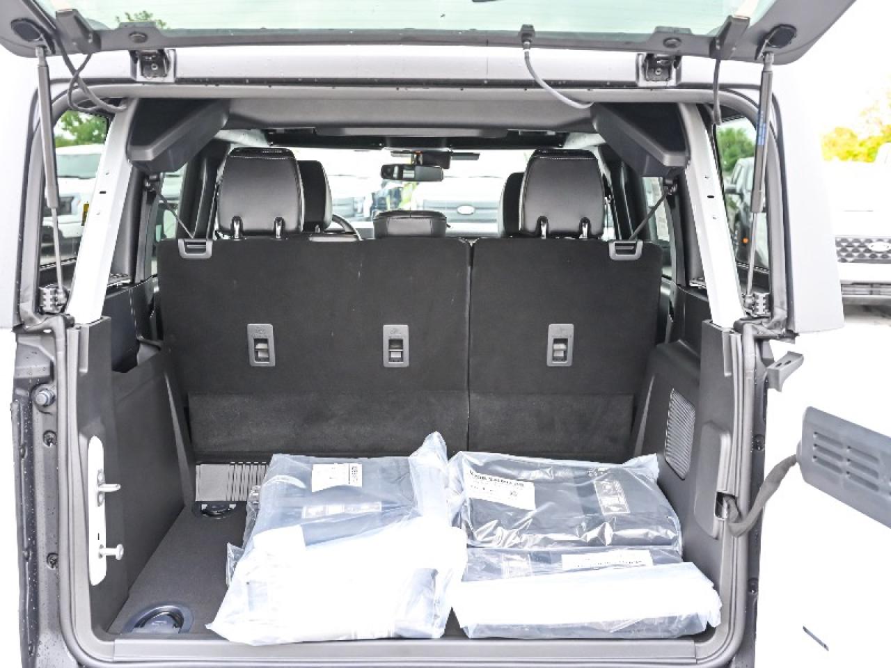 2025 Ford Bronco Outer Banks Photo