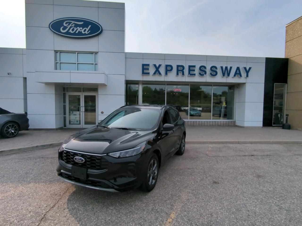 Used 2023 Ford Escape ST-Line for sale in New Hamburg, ON