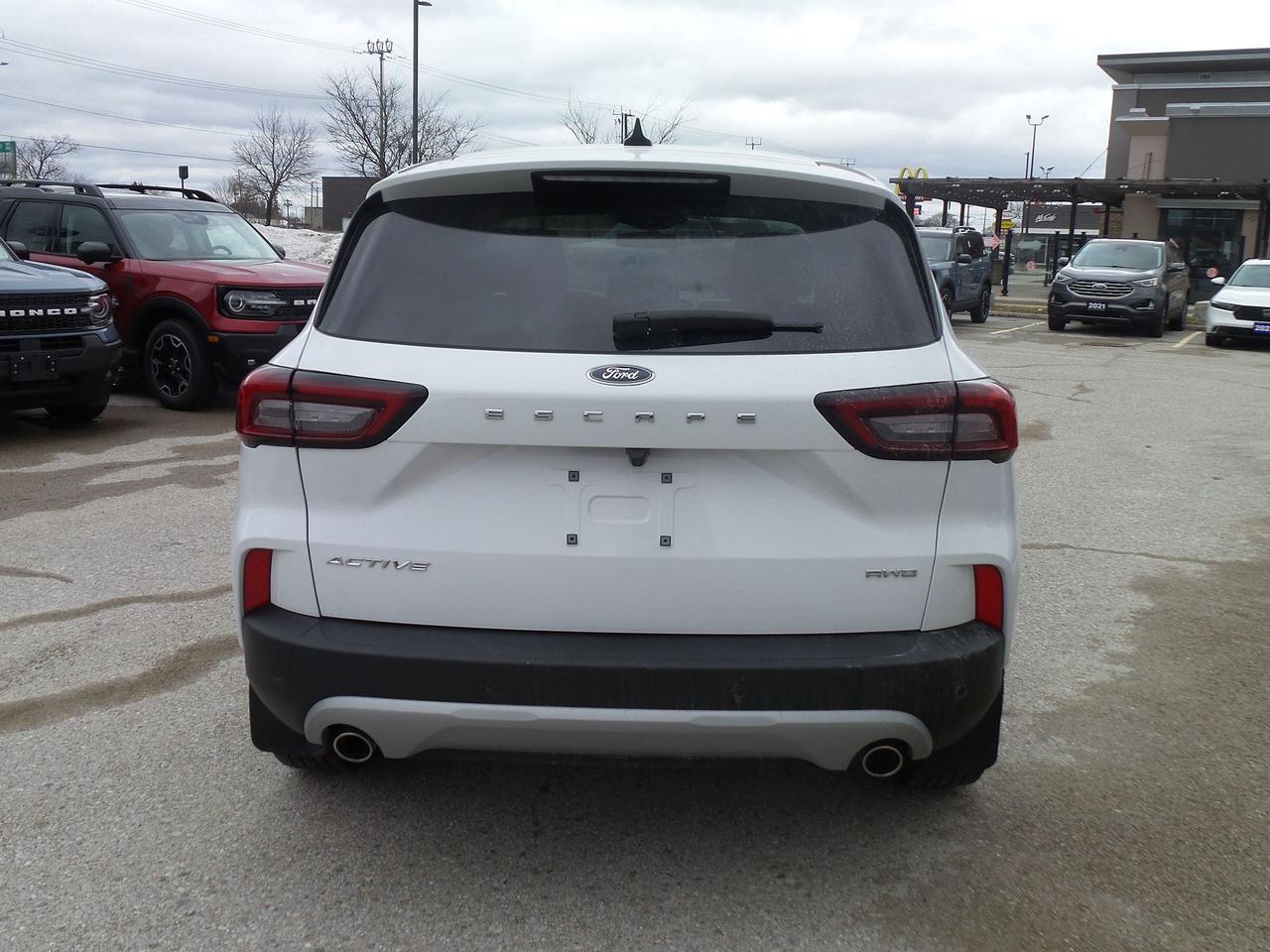 2024 Ford Escape ACTIVE, AWD, COLD WEATHER PACKAGE! LOANER! Photo