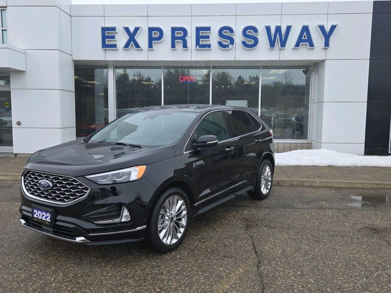 Used 2022 Ford Edge Titanium for sale in New Hamburg, ON