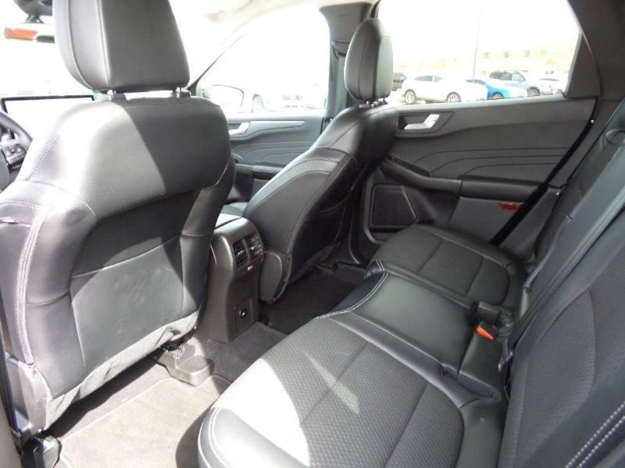 2023 Ford Escape PHEV Photo5