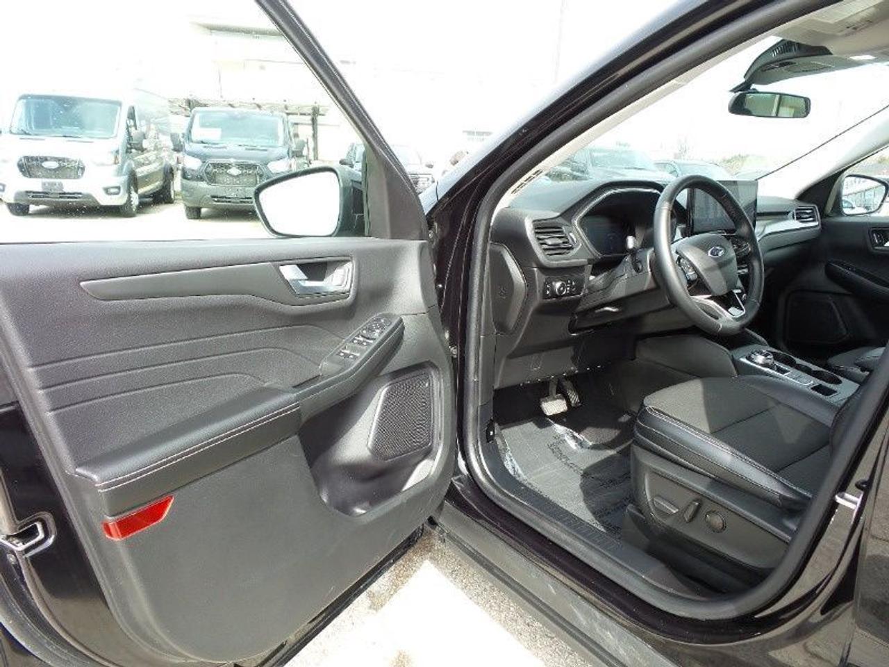 2023 Ford Escape PLUG-IN-HYBRID! PLATINUM! REAR CAMERA! LOADED! Photo