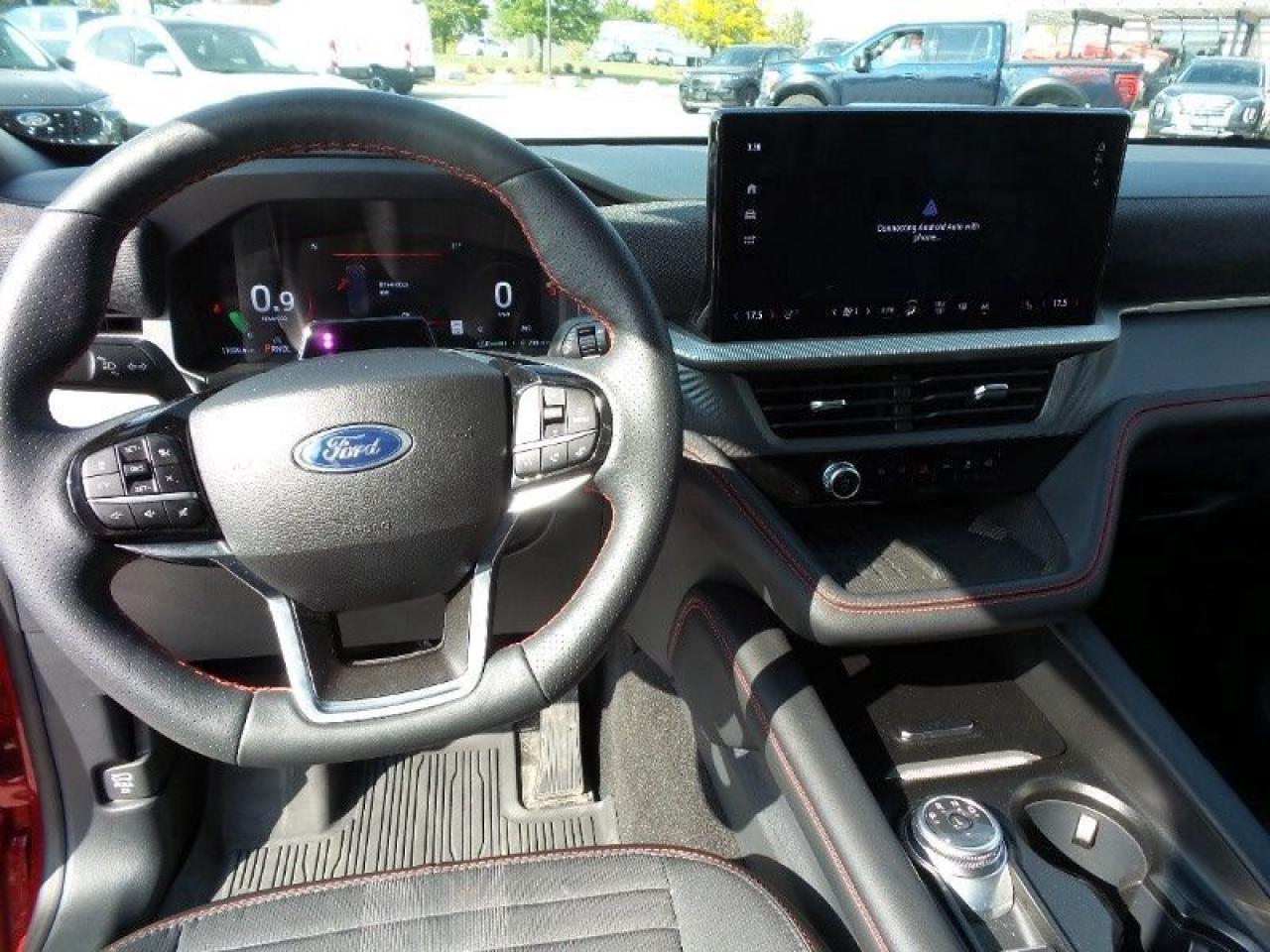 2025 Ford Explorer ST-Line Photo5