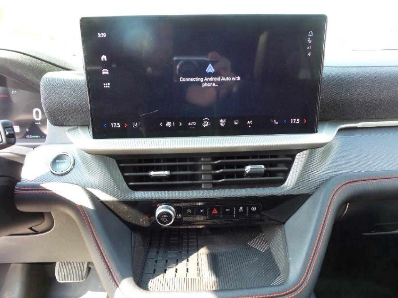 2025 Ford Explorer ST-Line Photo5