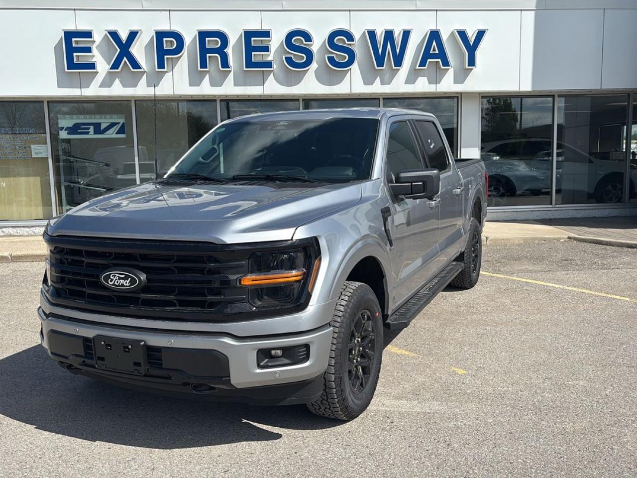 New 2025 Ford F-150 XLT for sale in New Hamburg, ON