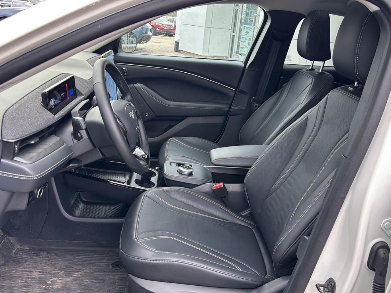 2024 Ford Mustang Mach-E Premium Photo5