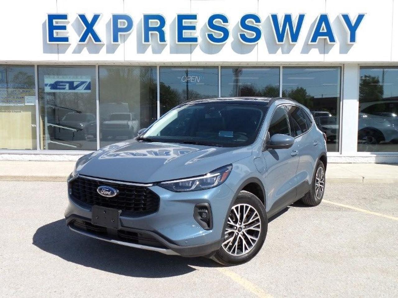 2024 Ford Escape PLUG-IN-HYBRID! PREMIUM PACKAGE! HEADS-UP DISPLAY! Photo