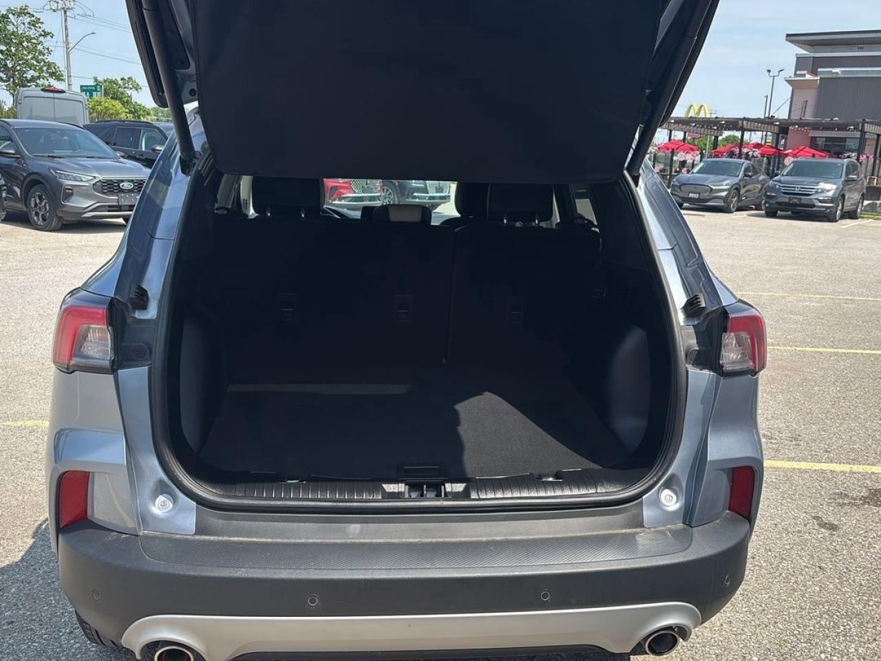 2022 Ford Escape SEL Hybrid Photo