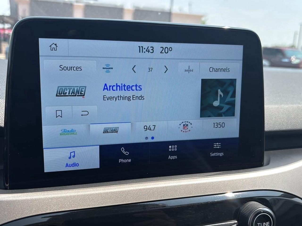 2022 Ford Escape SEL Hybrid Photo