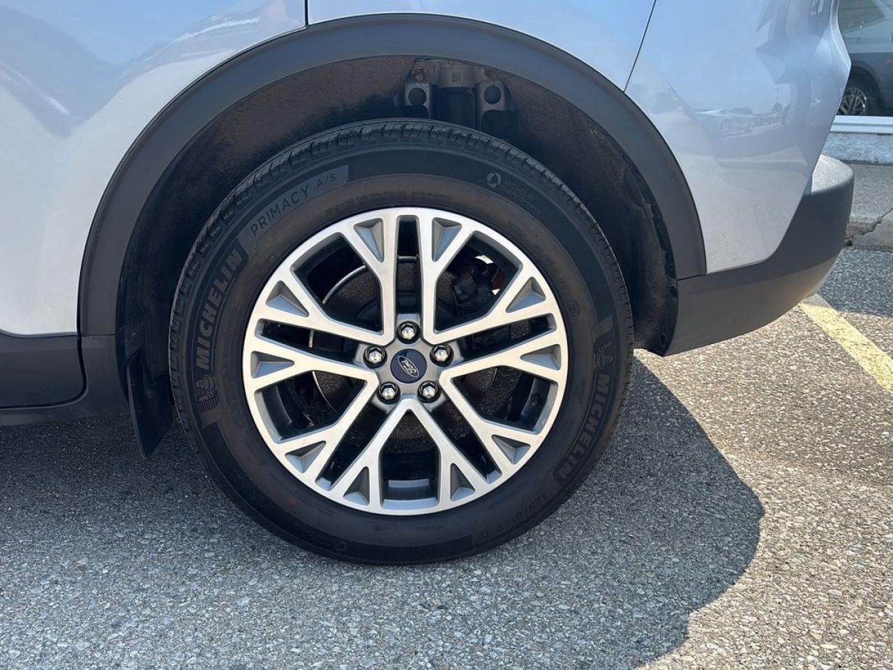 2022 Ford Escape SEL Hybrid Photo